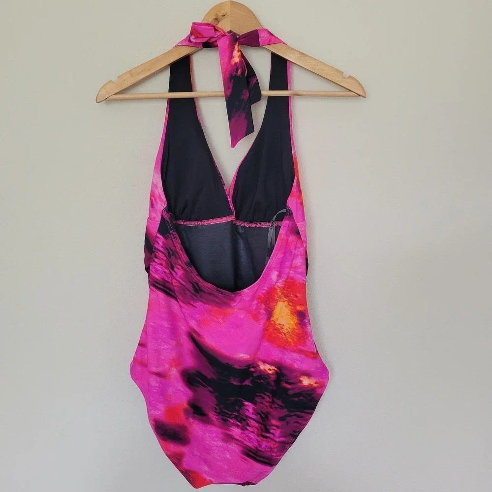 DKNY One Piece Swimsuit Size M Pink Halter Tummy Compression UPF 40 Stretch NEW - Picture 2 of 8